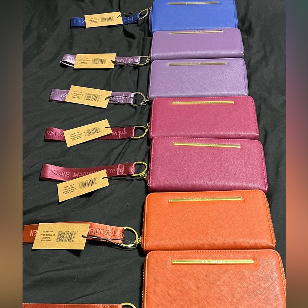 COPY - Steve Madden Wallets
